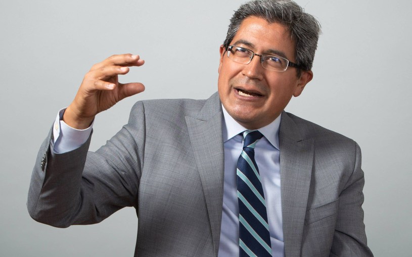 Headshot of Manny Fernandez Photo credit of the New York Times